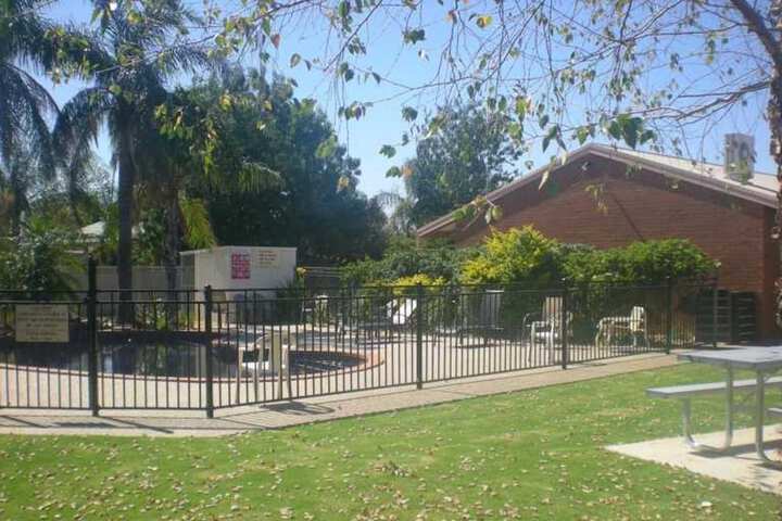Property Grounds 55 of 61
