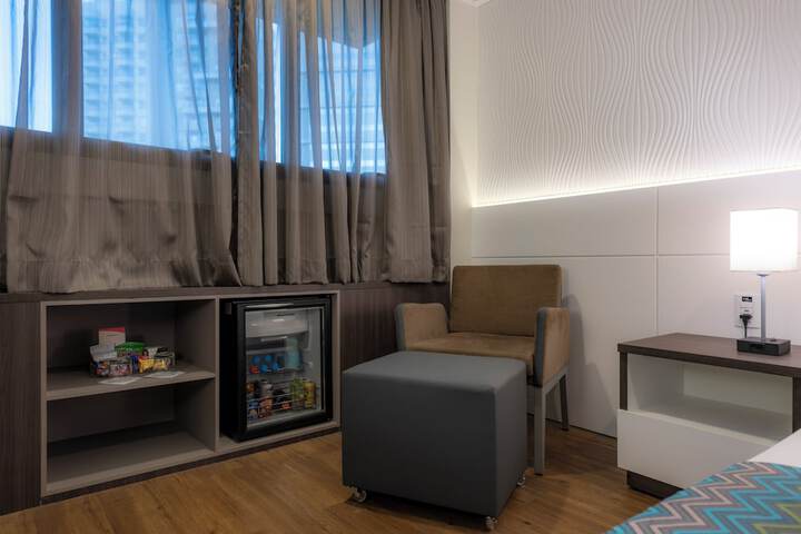 Room 28 of 57