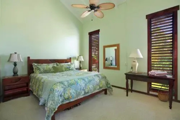 Room 2 of 8