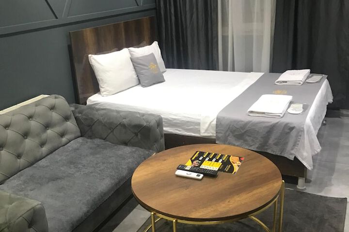Hero Image 1 of 40