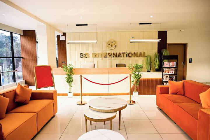 Hotel 2 of 61