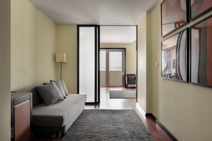 Room 42 of 135