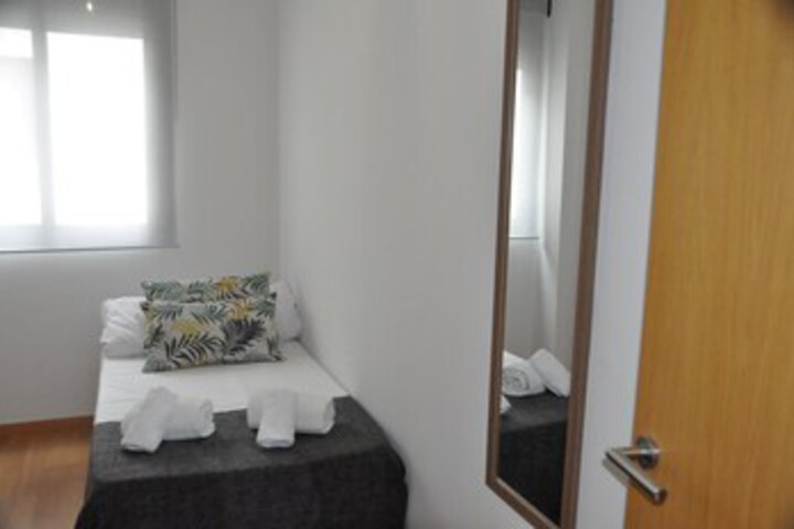 Room 33 of 39