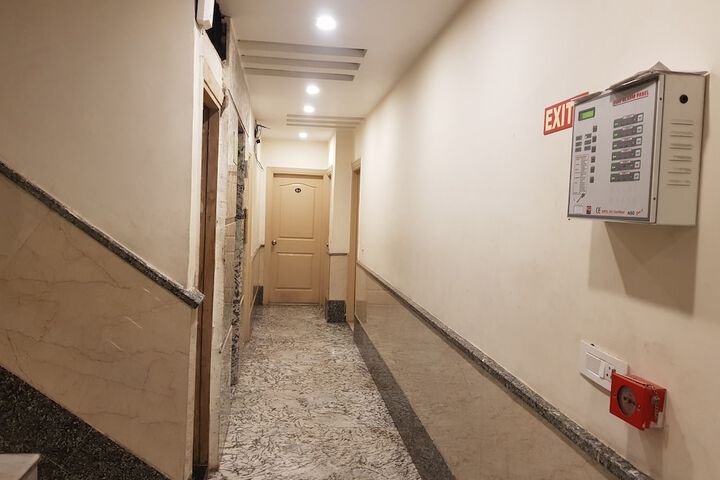 Guest Lobby