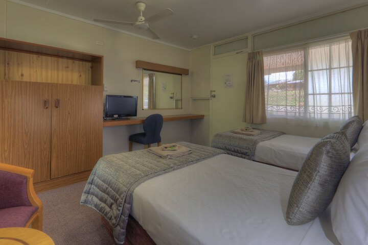 Room 14 of 31