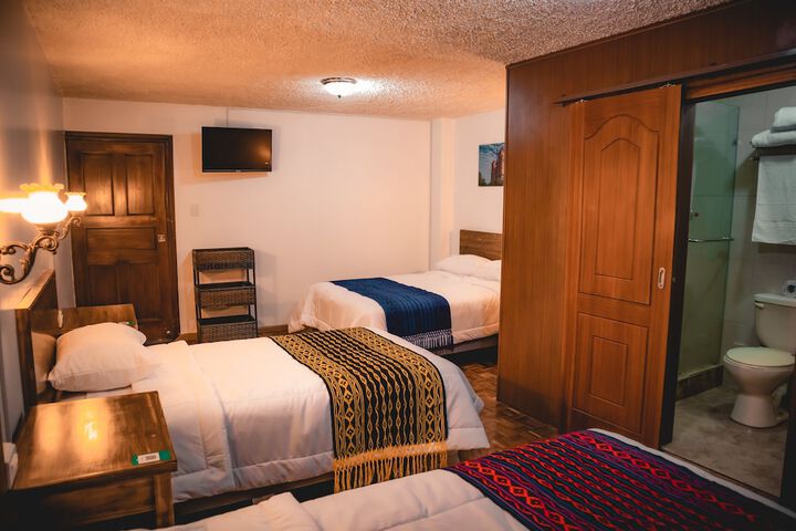 Room 14 of 42