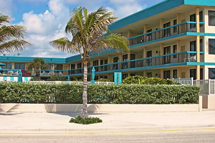 Exterior of Merriweather Resort