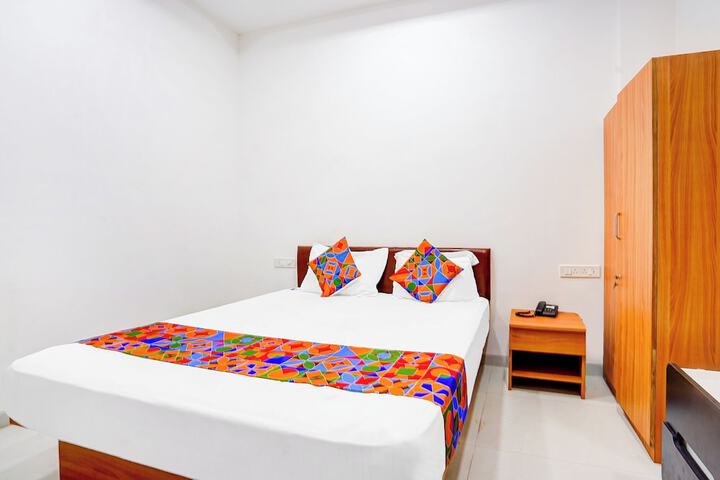Room 14 of 32