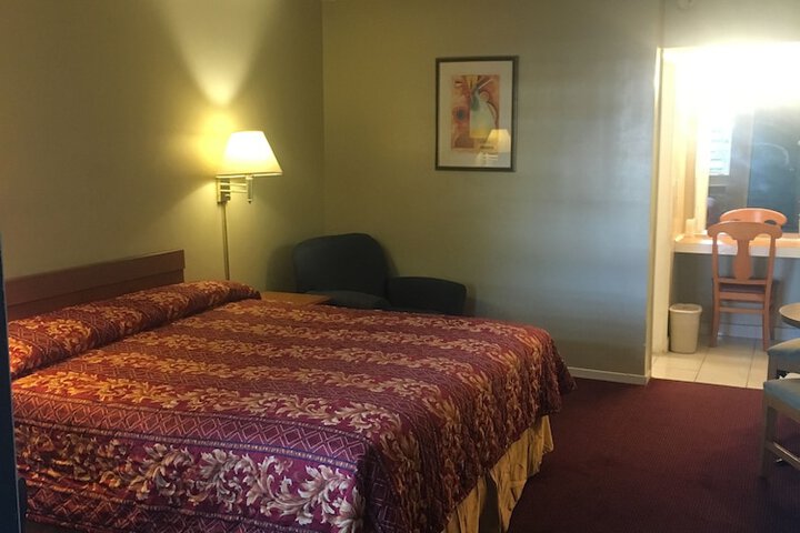 Room 7 of 22