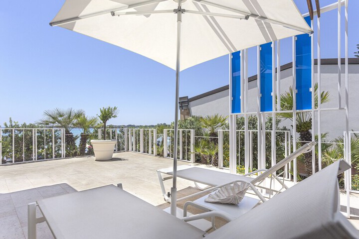 Terrace/Patio 22 of 43