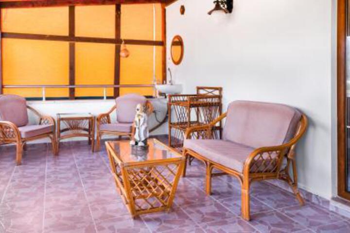 Terrace/Patio 3 of 5