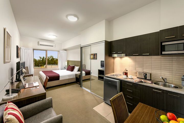 Room 16 of 36