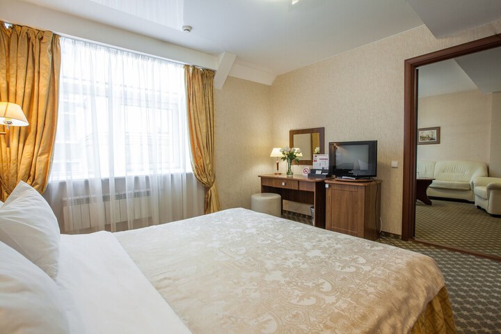 Room 17 of 47
