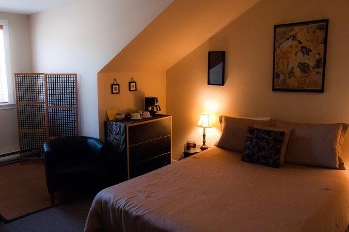 Room 14 of 60