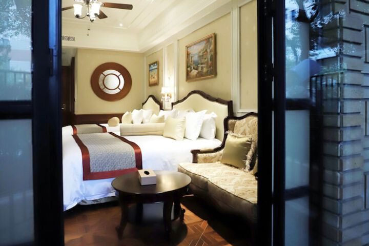 Room 38 of 111
