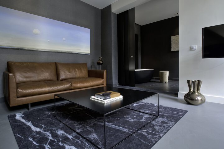 Room 12 of 62