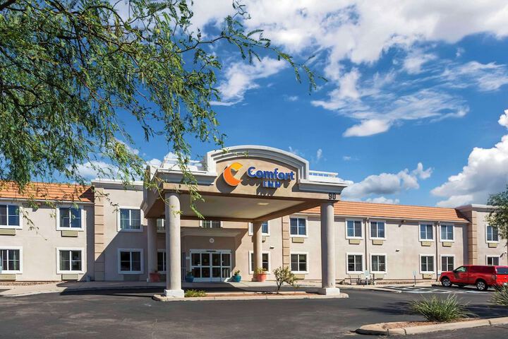 Hotel 70 of 71