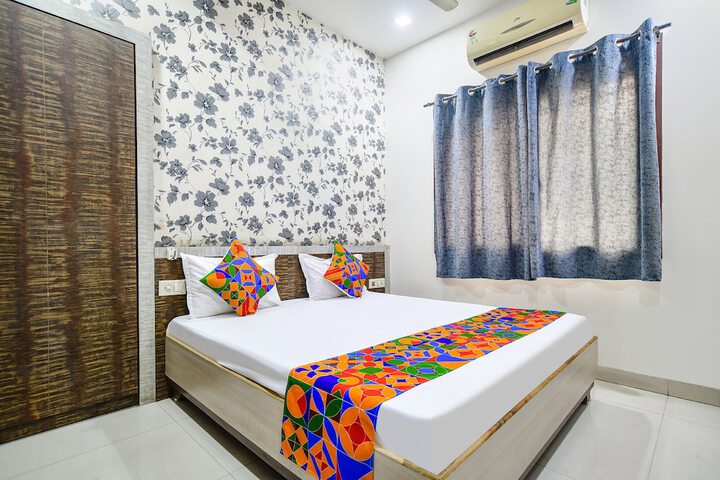 Room 14 of 21