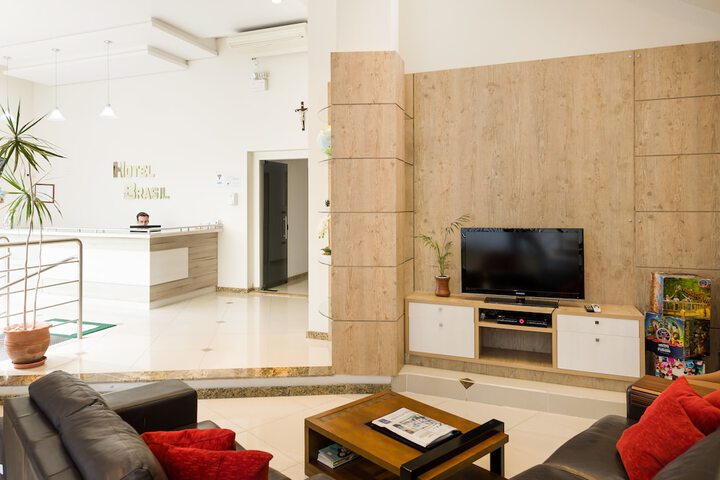 Guest Lobby