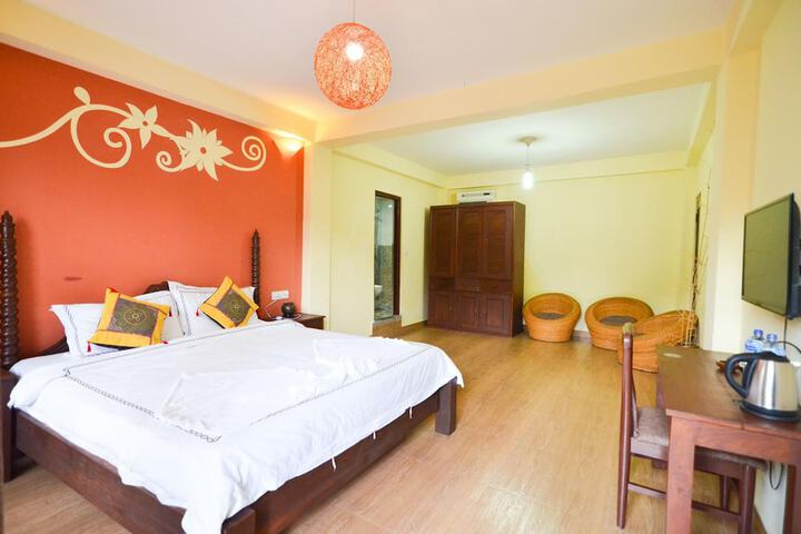 Room 15 of 17