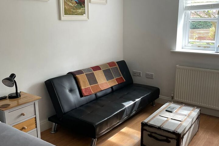 Room 16 of 37