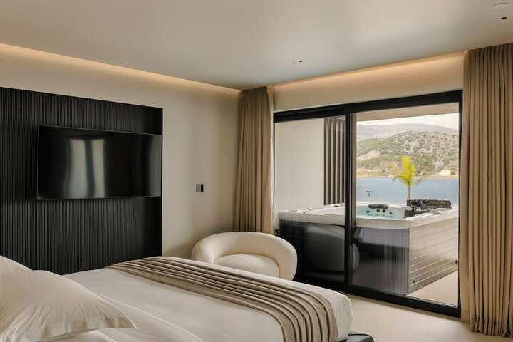 Room 26 of 121