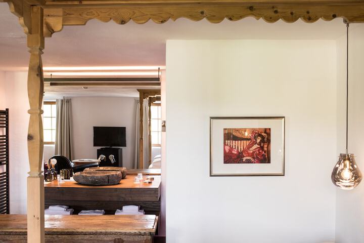Room 28 of 68