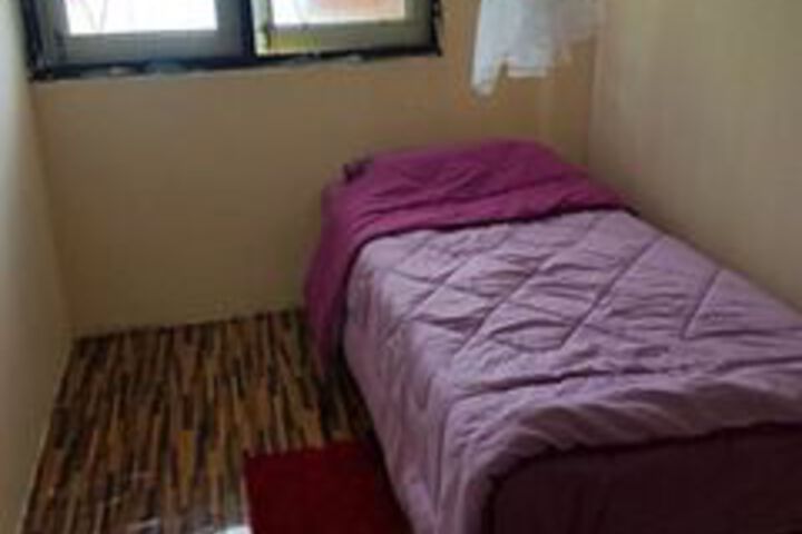Room 13 of 43