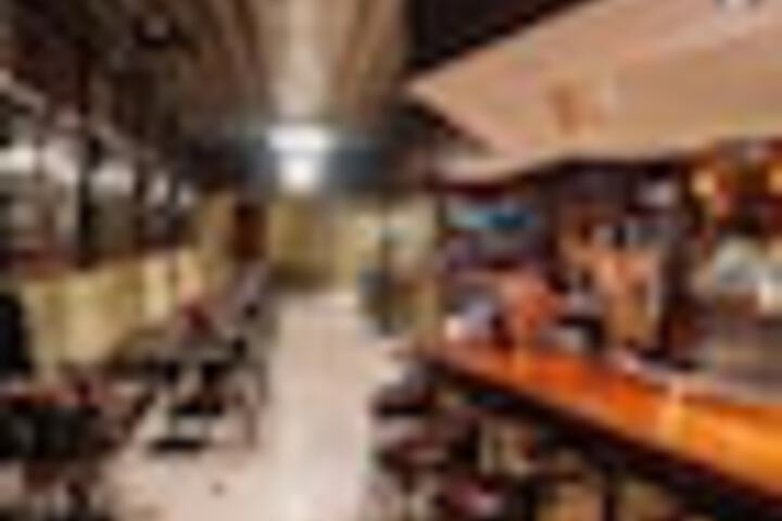 Dining 206 of 285