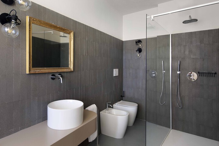 Bathroom Interior Photo