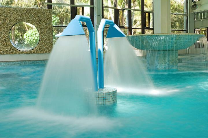 Pool 145 of 217