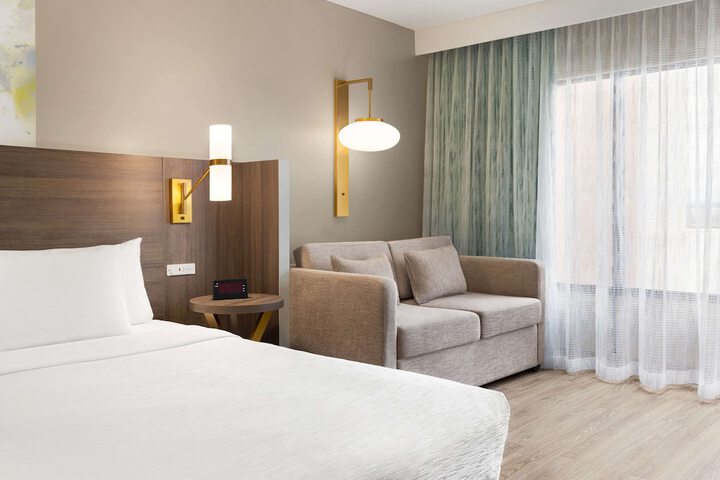 Standard King Bed Accessible (6 of 13)