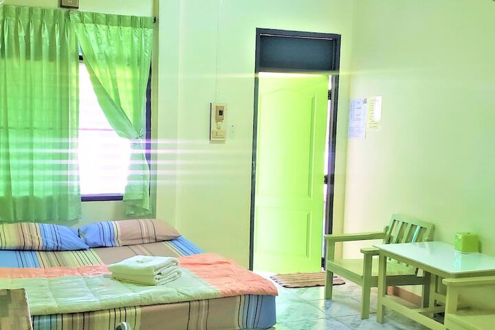 Room 29 of 49