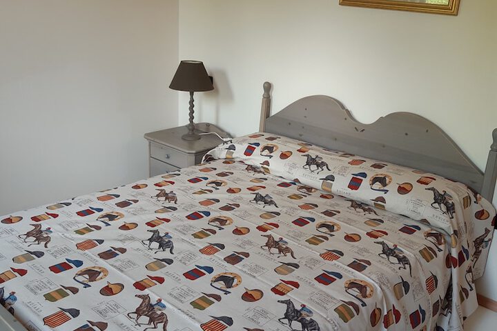 Room 9 of 27