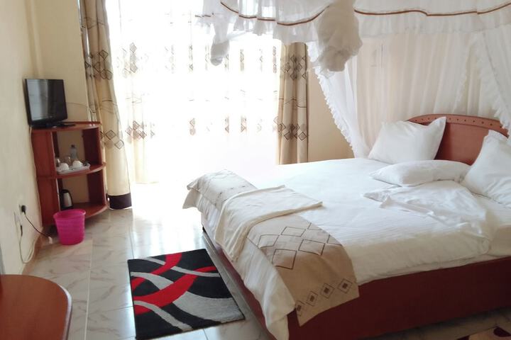 Room 18 of 60