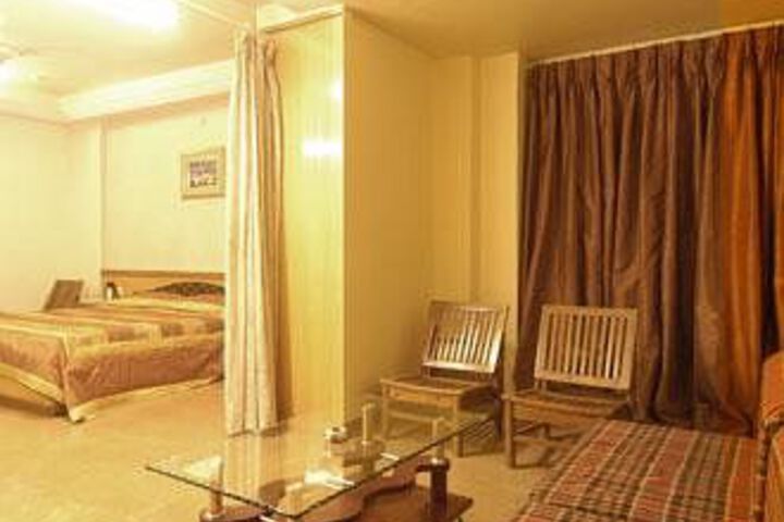 Room 5 of 20