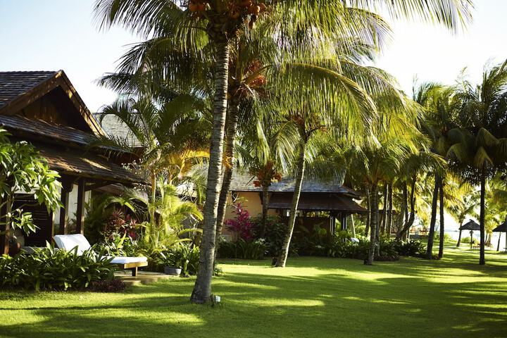 Hotel Exterior 293 of 341