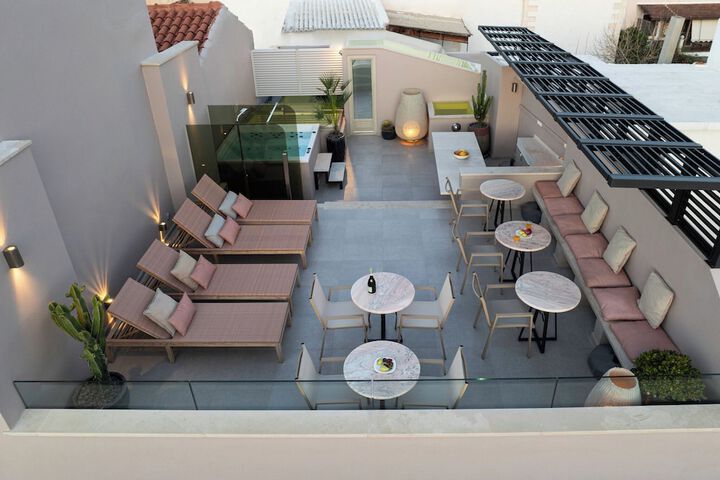 Terrace/Patio 42 of 43