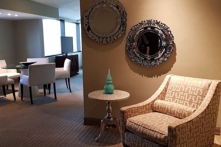 Room 16 of 61
