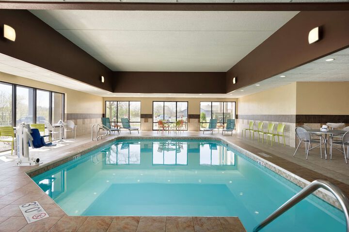 Pool 20 of 30
