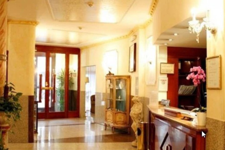 Hotel Lobby