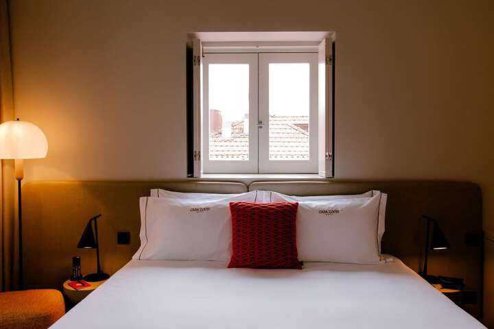Room 25 of 109
