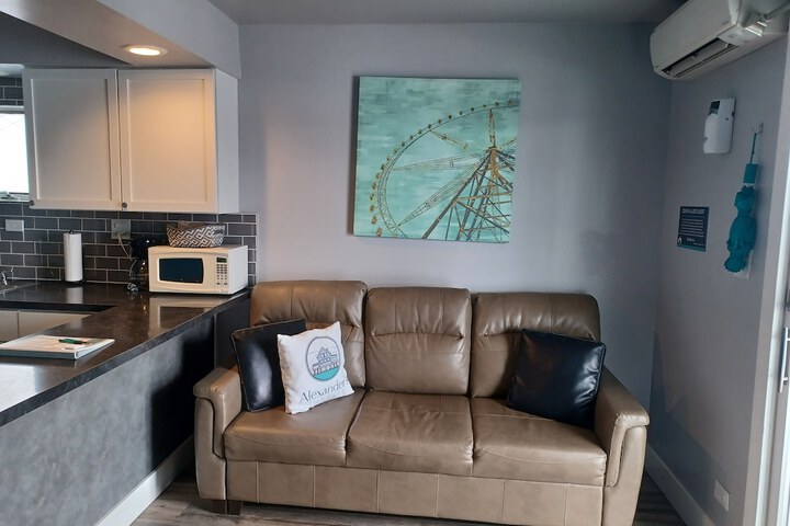 Standard Room, King or Two Doubles (10 of 14)