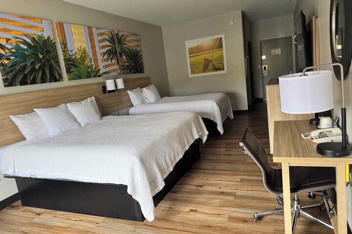 Room 8 of 70