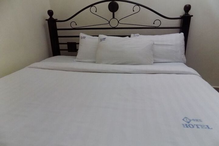 Room 3 of 22