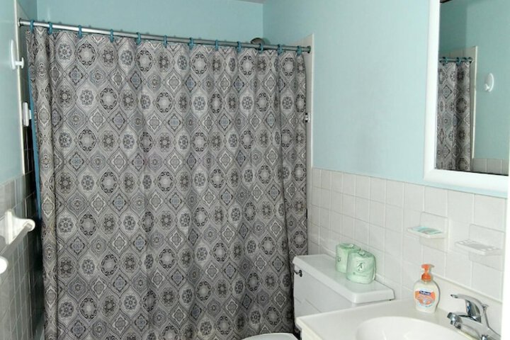Room 20 of 38