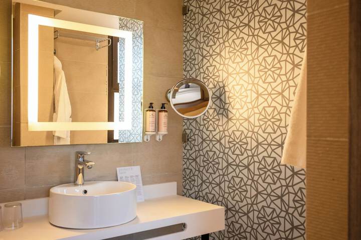 Bath Interior