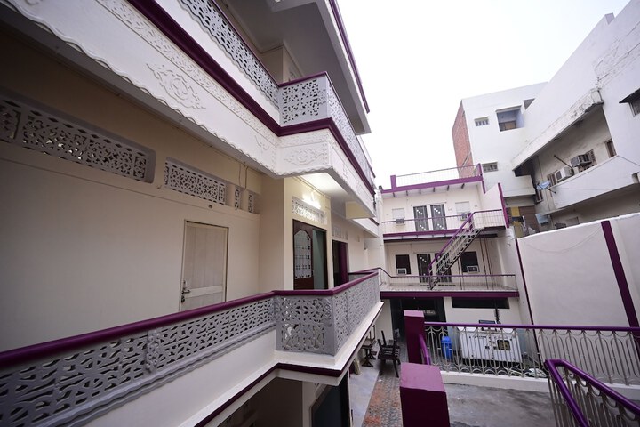 Hotel 18 of 20