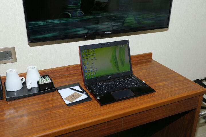 Room 6 of 19