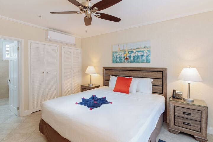 Room 14 of 37